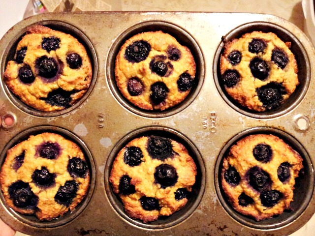 muffins-blueberry-full-done